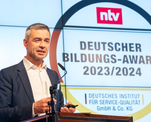 Deutscher Bildungsaward für InKonstellation