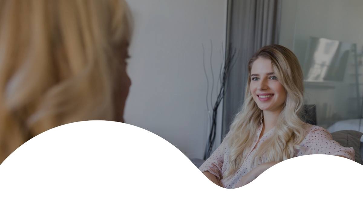 Emotionscoach EmRelease® Ausbildung – Teilnehmerin in positiver Coaching-Atmosphäre