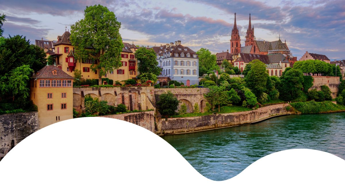 Basler Altstadt mit Rhein und Münster – Standortbild für die Systemische Coaching Ausbildung in Basel